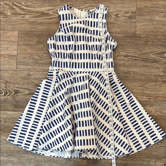Anthropologie Dusen Dusen Dash Tennis Mini Dress Women's Size 8 Fit & Flare EUC - Picture 9 of 10